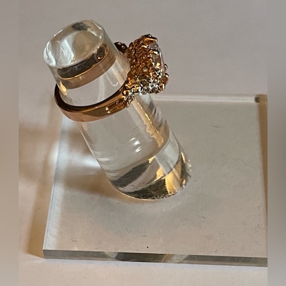 Evbea Rose Goldplated Skull Ring Size 6 - Picture 2 of 11